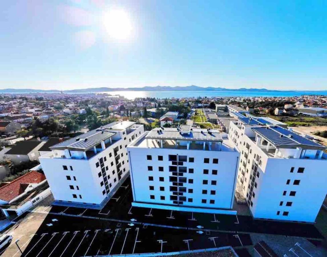 Apartment Roni + Besplatan Parking Задар Экстерьер фото
